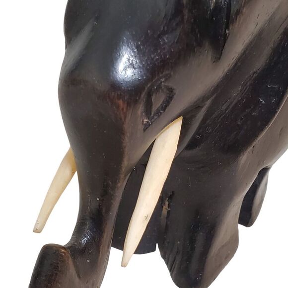 Hand Carved Wooden Elephant 4 Inches tall Removable Tusks Dark Brown to black - Picture 3 of 6